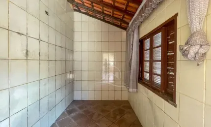 Casa Térrea com Edícula à venda , 3 quarto(s),  sendo 1 suíte(s)  no bairro Oasis, 900 metros da praia, Peruíbe-SP
