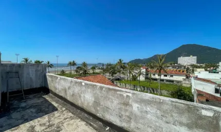Apartamento Alto à venda , 2 quarto(s),  sendo 1 suíte(s) (Apartamento) no bairro Centro, 0 metros da praia, Peruíbe-SP