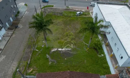 Terreno Amplo à venda , ,   no bairro Jardim Imperador, 600 metros da praia, Peruíbe-SP