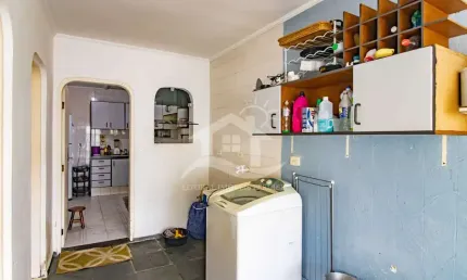 Casa Sobrado à venda com piscina, 5 quarto(s),  sendo 5 suíte(s)  no bairro Centro, 600 metros da praia, Peruíbe-SP