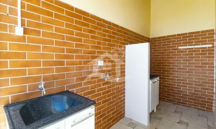 Casa Térrea com piscina à venda com piscina, 4 quarto(s),  sendo 1 suíte(s)  no bairro Stella Maris, 700 metros da praia, Peruíbe-SP