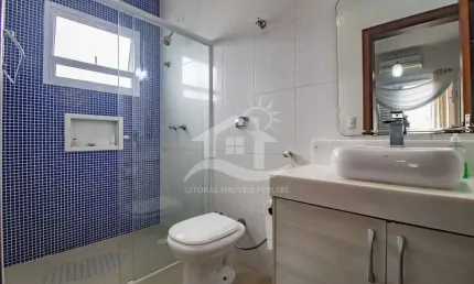 Casa Assobradada à venda , 4 quarto(s),  sendo 2 suíte(s)  no bairro São João Batista, 600 metros da praia, Peruíbe-SP