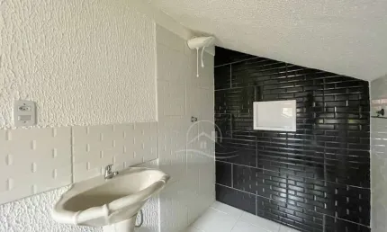 Casa Térrea com piscina à venda com piscina, 5 quarto(s),  sendo 5 suíte(s)  no bairro Cidade Nova Peruíbe, 600 metros da praia, Peruíbe-SP