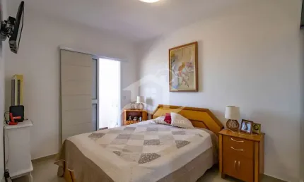 Apartamento Amplo à venda , 3 quarto(s),  sendo 2 suíte(s) (Edificio Florenville) no bairro Centro, 500 metros da praia, Peruíbe-SP