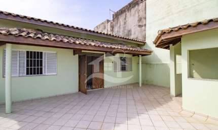 Casa Sobrado à venda , 4 quarto(s),  sendo 4 suíte(s)  no bairro Ribamar, 0 metros da praia, Peruíbe-SP