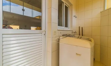 Casa Duplex à venda , 4 quarto(s),  sendo 2 suíte(s)  no bairro Cidade Nova Peruíbe, 0 metros da praia, Peruíbe-SP