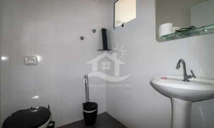 Casa Térrea com Edícula à venda , 3 quarto(s),  sendo 1 suíte(s)  no bairro Oasis, 100 metros da praia, Peruíbe-SP