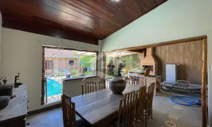 Casa Mezanino à venda com piscina, 3 quarto(s),  sendo 1 suíte(s)  no bairro Centro, 800 metros da praia, Peruíbe-SP