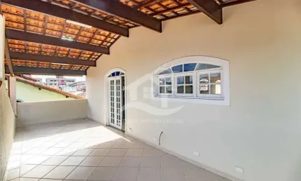 Casa Térrea à venda , 4 quarto(s),  sendo 4 suíte(s)  no bairro Oasis, 240 metros da praia, Peruíbe-SP