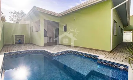 Casa Térrea com piscina à venda com piscina, 3 quarto(s),  sendo 3 suíte(s)  no bairro São José, 600 metros da praia, Peruíbe-SP