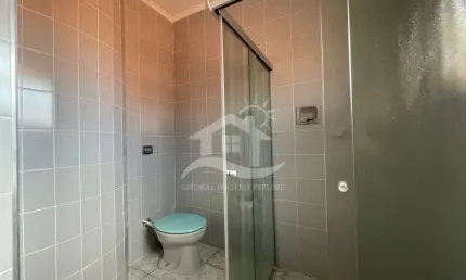 Casa sobrado à venda com piscina, 3 quarto(s),  sendo 1 suíte(s)  no bairro jardim icaraiba, 100 metros da praia, peruíbe-sp