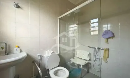Casa térrea com edícula à venda , 3 quarto(s),  sendo 1 suíte(s)  no bairro cidade nova peruíbe, 550 metros da praia, peruíbe-sp