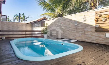 Casa Térrea à venda com piscina, 3 quarto(s),  sendo 1 suíte(s)  no bairro Ribamar, 200 metros da praia, Peruíbe-SP