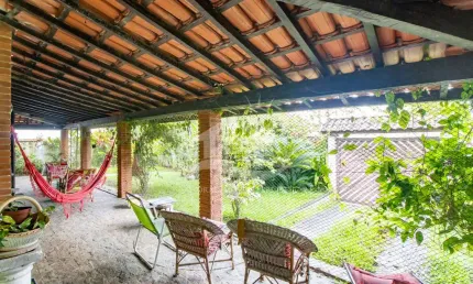 Casa térrea à venda , 3 quarto(s),  sendo 1 suíte(s)  no bairro oasis, 600 metros da praia, peruíbe-sp