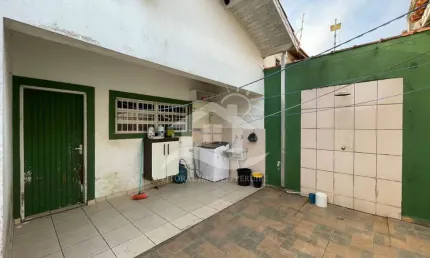 Casa Térrea com piscina à venda , 4 quarto(s),  sendo 2 suíte(s)  no bairro Ribamar, 700 metros da praia, Peruíbe-SP