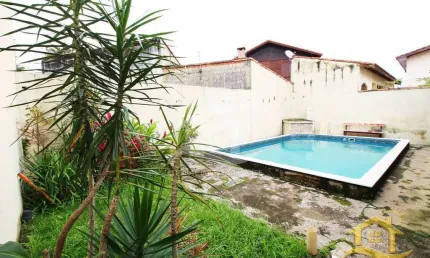 Casa TÉRREA à venda com piscina, 4 quarto(s),  sendo 2 suíte(s)  no bairro Cidade Nova Peruíbe, 0 metros da praia, Peruíbe-São Paulo