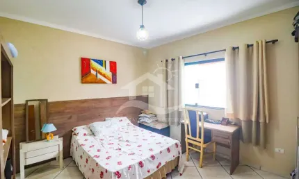Casa Térrea à venda , 2 quarto(s),  sendo 2 suíte(s)  no bairro Maria Helena Novaes, 900 metros da praia, Peruíbe-SP