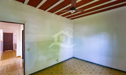 Casa térrea à venda , 2 quarto(s),   no bairro flórida, 800 metros da praia, peruíbe-sp
