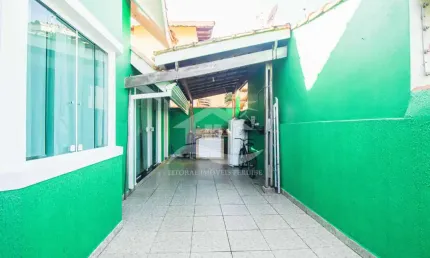Casa Sobrado à venda , 3 quarto(s),  sendo 1 suíte(s)  no bairro Stella Maris, 1000 metros da praia, Peruíbe-SP