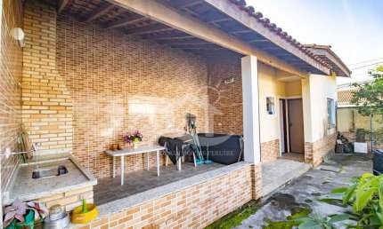 Casa Térrea à venda , 2 quarto(s),  sendo 1 suíte(s)  no bairro Vila Romar, 1000 metros da praia, Peruíbe-SP