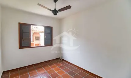 Casa Térrea com Edícula à venda , 2 quarto(s),   no bairro São João Batista, 500 metros da praia, Peruíbe-SP