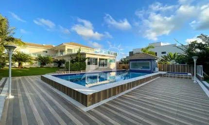 Casa Sobrado à venda , 5 quarto(s),  sendo 5 suíte(s)  no bairro Bougainville Residencial IV, 1000 metros da praia, Peruíbe-SP