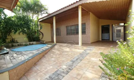 Casa Térrea à venda , 2 quarto(s),  sendo 2 suíte(s)  no bairro São José, 300 metros da praia, Peruíbe-SP