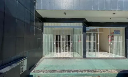 Loja sala comercial à venda , ,   no bairro centro, 800 metros da praia, peruíbe-sp