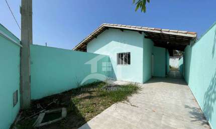 Casa Térrea à venda , 02 quarto(s),  sendo 1 suíte(s)  no bairro Estância dos Eucaliptos, 2000 metros da praia, Peruíbe-SP