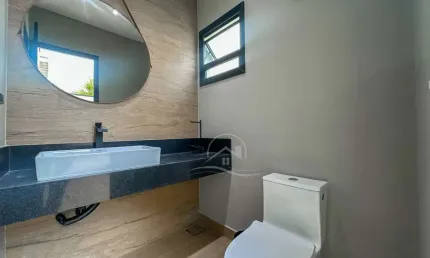 Casa Térrea com piscina à venda com piscina, 3 quarto(s),  sendo 1 suíte(s)  no bairro Três Marias, 350 metros da praia, Peruíbe-SP