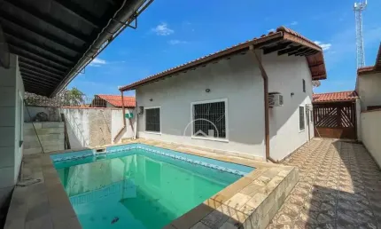 Casa térrea à venda , 3 quarto(s),  sendo 1 suíte(s)  no bairro jardim barra de jangadas, 400 metros da praia, peruíbe-sp