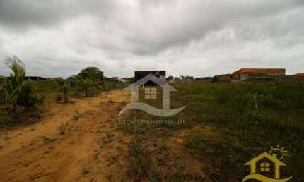 Terreno Amplo à venda , 0 quarto(s),  sendo 0 suíte(s)  no bairro Ana Dias, 6 metros da praia, Peruíbe-SP