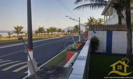 Casa Sobrado à venda com piscina, 4 quarto(s),  sendo 2 suíte(s)  no bairro Bougainville Residencial I, 0 metros da praia, Peruíbe-SP