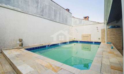 Casa Sobrado à venda , 3 quarto(s),  sendo 1 suíte(s)  no bairro Jardim Imperador, 0 metros da praia, Peruíbe-SP