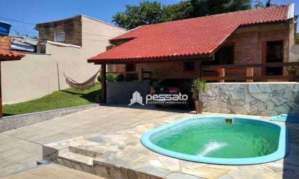 Casa à Venda por R$680.000,00 - Salgado Filho - Gravataí, RS