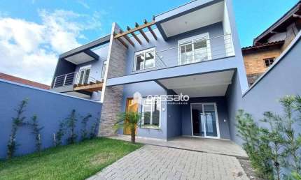 Sobrado à Venda por R$599.000,00 - Girassol - Gravataí, RS