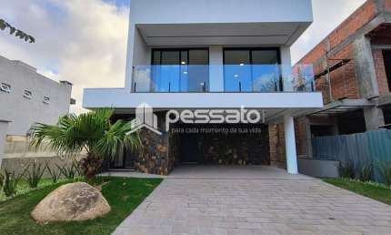 Casa à Venda por R$1.990.000,00 - Centro - Gravataí, RS