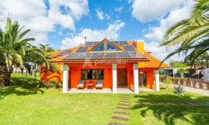 Casa à Venda por R$2.950.000,00, 400,00m² - Paragem dos Verdes Campos - Gravataí, RS