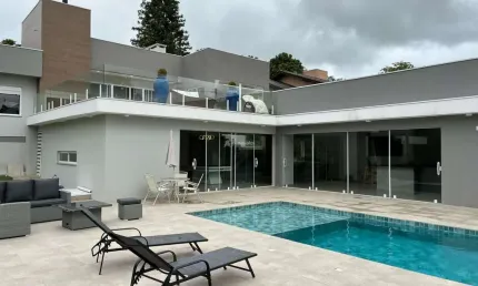 Casa à Venda por R$3.500.000,00, 420,00m² - Paragem dos Verdes Campos - Gravataí, RS