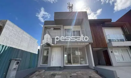 Sobrado à Venda por R$795.000,00 - Jansen - Gravataí, RS