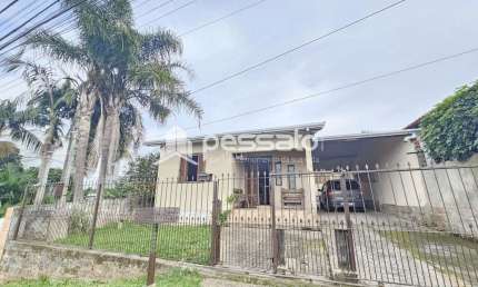 Casa à Venda por R$690.000,00 - Jansen - Gravataí, RS