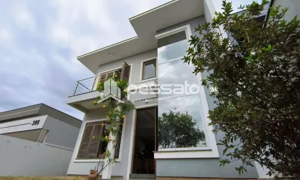Sobrado à Venda por R$950.000,00 - Santa Cruz - Gravataí, RS