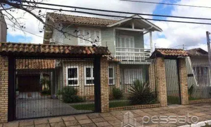 Casa à Venda por R$685.000,00 - Centro - Gravataí, RS