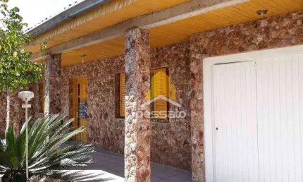 Casa à Venda por R$745.000,00 - Bom Sucesso - Gravataí, RS
