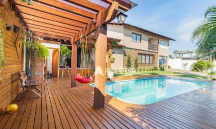 Casa à Venda por R$953.000,00 - Neópolis - Gravataí, RS