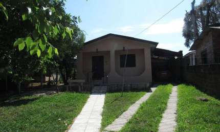 Casa à Venda por R$372.000,00 - Jansen - Gravataí, RS