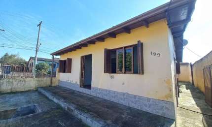 Casa à Venda por R$400.000,00 - Cohab A - Gravataí, RS