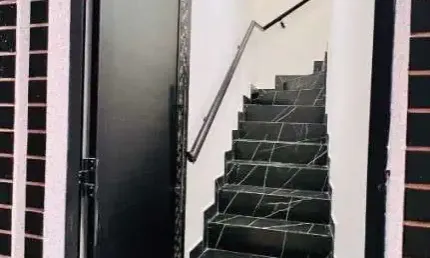 Excelente oportunidade sobreposta alta em
condomínio