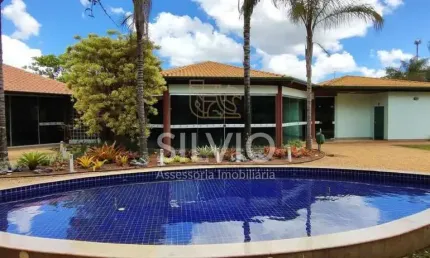 Excelente sobrado no condomínio Alto da Boa Vista, 4 quartos sendo 2 suítes