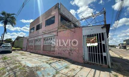 Excelente oportunidade para investidores em Taguatinga, prédio bem localizado com 270m²